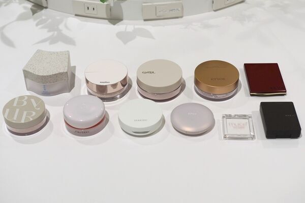 多幸感あふれる肌になりたい！　コスメオタク注目の2025年秋冬新作フェイスパウダー＆ハイライト＆シェーディングを徹底解説