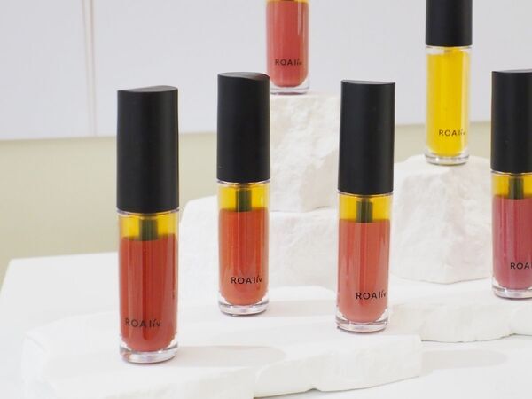 ROAlivの唇美容液「ハニーラスター」がリニューアル。肌になじむカラーでぷるんとふっくら唇に