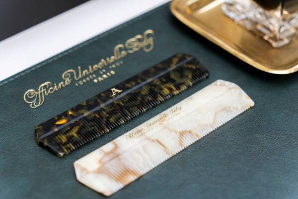 ギフトにおすすめの「オフィシーヌ・ユニヴェルセル・ビュリー」アイテム3選。刻印サービスも、ラッピングもすてき！