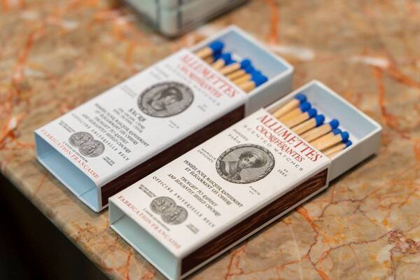 ギフトにおすすめの「オフィシーヌ・ユニヴェルセル・ビュリー」アイテム3選。刻印サービスも、ラッピングもすてき！