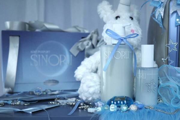 素の髪から“やわサラ髪”に。新ヘアケア「ラブパスポート シノル」誕生！　K-POPアイドル御用達サロン代表との共同開発