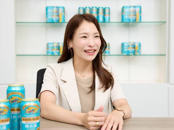 【バッグの中身】産育休明けに管理職に昇進したキリン『晴れ風』ビールマーケターの通勤バッグをチェック