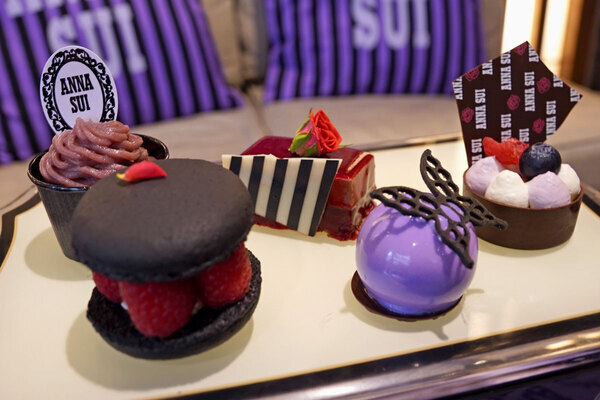 ANNA SUIの世界に浸れる！　平成女児におすすめしたい「ザ ストリングス 表参道×ANNA SUI」コラボアフタヌーンティーがエモすぎた