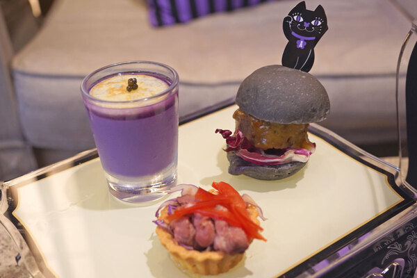 ANNA SUIの世界に浸れる！　平成女児におすすめしたい「ザ ストリングス 表参道×ANNA SUI」コラボアフタヌーンティーがエモすぎた