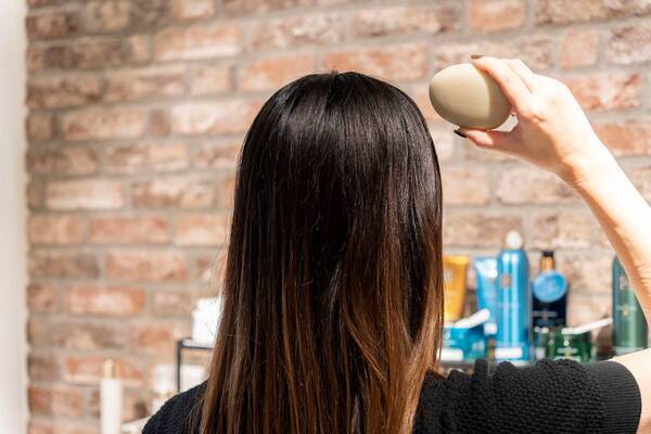 静かな心を手に入れる「リチュアルズ」の新・ご自愛コスメ。3,300円のお得なホリデー限定セットも