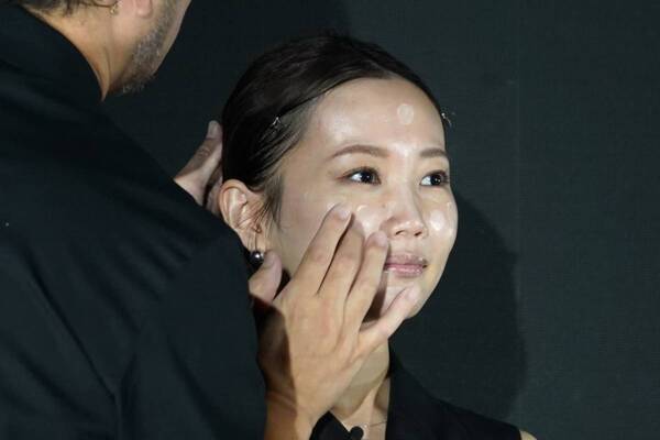 KATE新ベースメイクライン「月夜の海月」が登場！　水越みさとも絶賛の“醒めないツヤ肌”