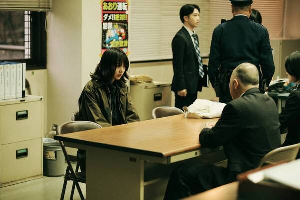 のん主演、美しき復讐劇が開幕！　藤木直人の元棋士役にリアコになりそう【MISS KINGレビュー第1話・第2話】