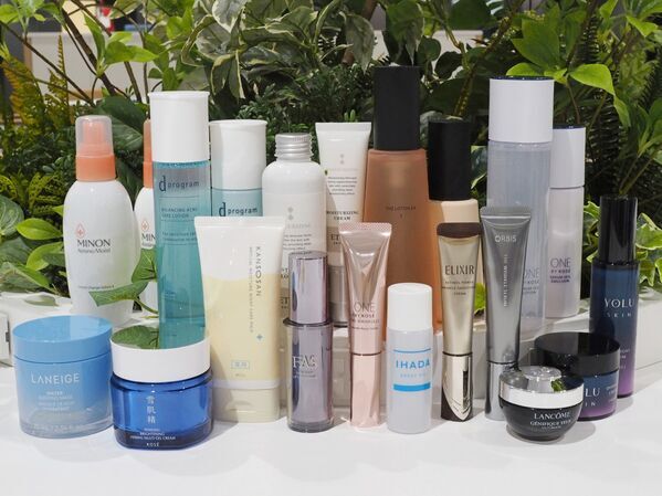 ライン使いするならどれ？　コスメオタク注目の2025年秋冬新作スキンケア42アイテムをお試し