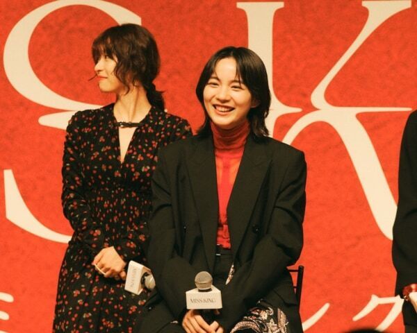 のんが“史上初の女性棋士“目指す役柄で猛特訓！「朝ご飯、テレビを見るときも将棋盤で駒を触りながら……」