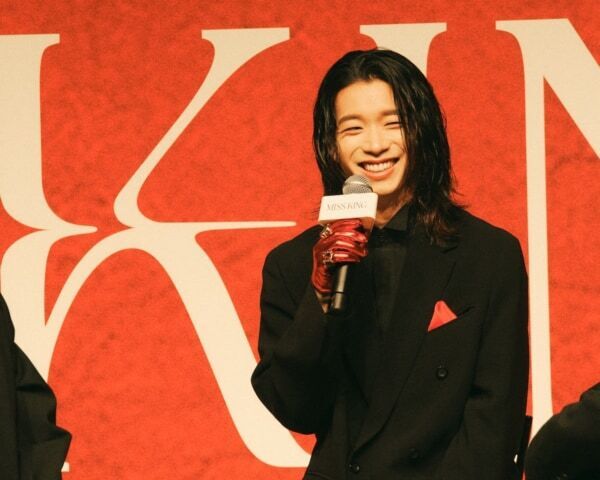 のんが“史上初の女性棋士“目指す役柄で猛特訓！「朝ご飯、テレビを見るときも将棋盤で駒を触りながら……」