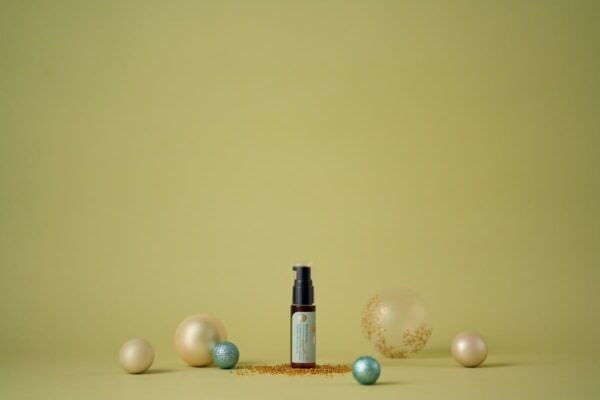 クリームシャンプー「cocone」から冬限定の香りが登場！　ご褒美感あるスパークルリリーの香り