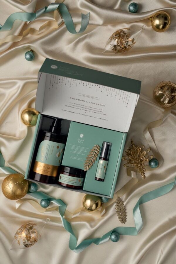 クリームシャンプー「cocone」から冬限定の香りが登場！　ご褒美感あるスパークルリリーの香り