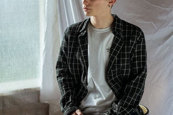 偶然よく会う人は「運命の人」って本当？　よく会う本当の理由とは