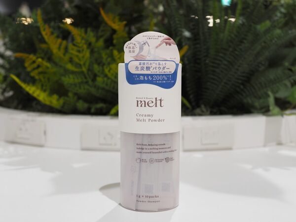 秋冬のヘアケアはどれを買う？　インバスからアウトバスまでコスメオタクが注目する最新アイテムを一挙公開