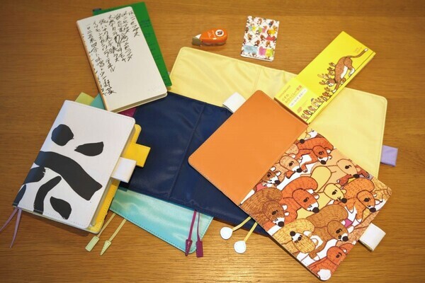 あえて今、手書きのダイアリーが注目されている理由とは？　『ほぼ日手帳』デザイナーに聞く、「書くこと」の力