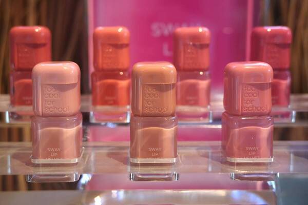 韓国発『too cool for school』が東京・表参道でPOP UP開催中！　新商品を一足先にお試し