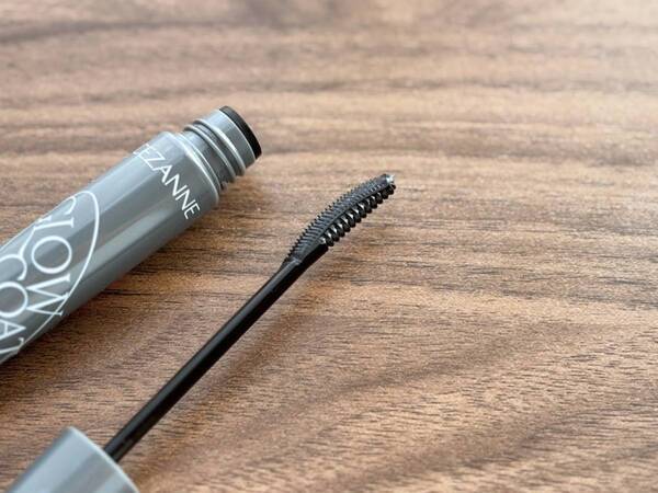 【プチプラマスカラ3選】シアーブラックのマスカラでまつげにツヤを宿すのがいまっぽい