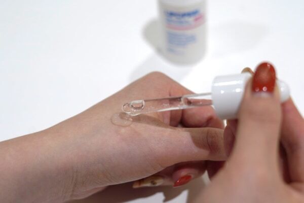 角質ケアも保湿も栄養も諦めたくない！　3本のマイルド角質ケア美容液「リポピール」を体験レビュー