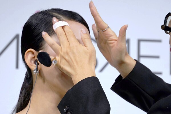 韓国コスメ『JUNGSANMOOL』新作チークに、モデルのミチが感動！　おすすめの使い方は？