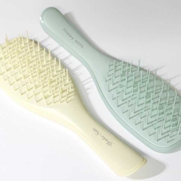 タングルティーザーから“大人の髪に寄り添う”ヘアケアブラシ「エクストラ ジェントル」が発売開始！