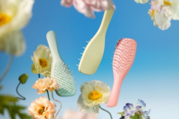 タングルティーザーから“大人の髪に寄り添う”ヘアケアブラシ「エクストラ ジェントル」が発売開始！