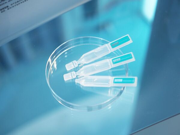 中国発のドクターズコスメ「KOMFYMED」が日本初上陸！　バイオテクノロジー技術によるコラーゲンを配合したスキンケアが登場