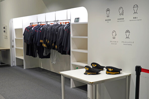 ひとりで見た夕焼けが沁みる……。JAL SKY MUSEUMでアラサー女子が“おひとりさま”を満喫した話