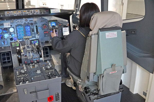 ひとりで見た夕焼けが沁みる……。JAL SKY MUSEUMでアラサー女子が“おひとりさま”を満喫した話