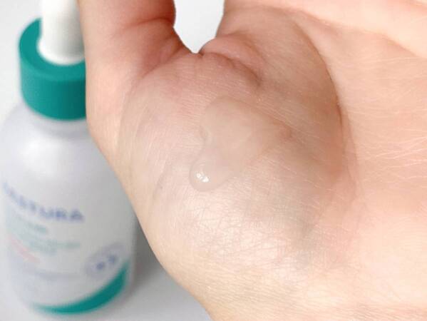 私のMVP美容液はこれ。エストラ「エイシカ365 トラブルリリーフセラムpH4.5」がゆらぎ肌に終止符を