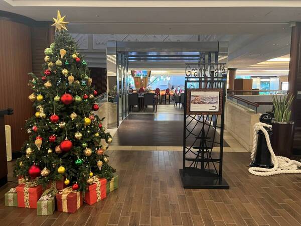 現在予約受付中！　シェラトン・グランデ・トーキョーベイ・ホテルのクリスマスケーキ&#038;ビュッフェを試食してきた