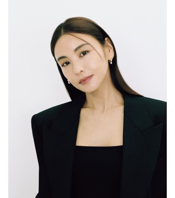 滝沢眞規子プロデュース「ADDITTLE BEAUTY」より、第一弾アイテムとしてフェイスマスク2種と拭き取り化粧水シートが登場！