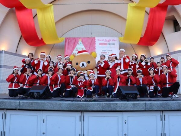 チャリティーイベント「サンタパレード東京」にスペシャルアンバサダーとしてサンタ姿のリラックマが登場！