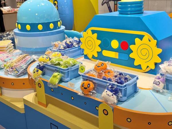 たまごっちの詰め放題にキュンが止まらない……！　原宿にワクワクが詰まった『たまごっち ふぁくとり～』がオープン