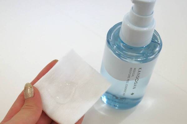 乾燥さんからふき取り美容液とクッションファンデが登場！　乾燥による毛穴落ちをブロック。うるおいツヤ肌に