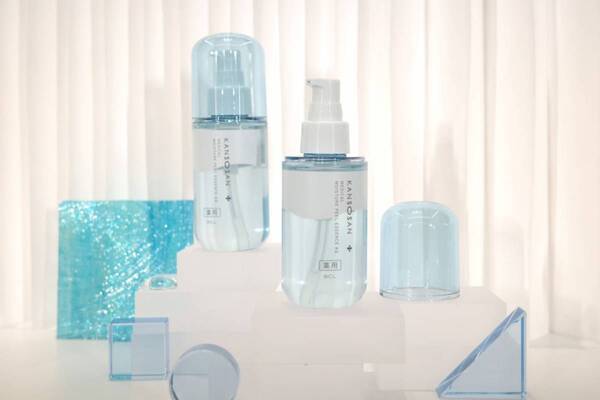 乾燥さんからふき取り美容液とクッションファンデが登場！　乾燥による毛穴落ちをブロック。うるおいツヤ肌に