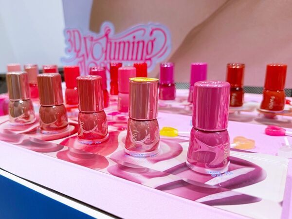 ロフトが2025年ベストコスメを発表！　今年を代表するコスメTOP5は？