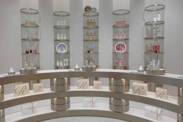 1本5,400円の「ReFa WATER」って？　ReFaブランド史上最大となる旗艦店「ReFa GINZA」に行ってきた