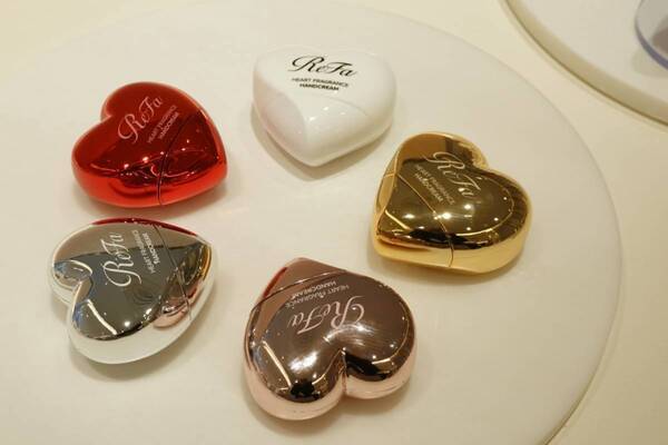 1本5,400円の「ReFa WATER」って？　ReFaブランド史上最大となる旗艦店「ReFa GINZA」に行ってきた