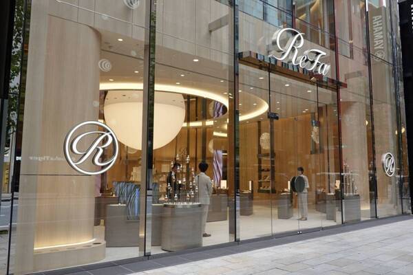 1本5,400円の「ReFa WATER」って？　ReFaブランド史上最大となる旗艦店「ReFa GINZA」に行ってきた