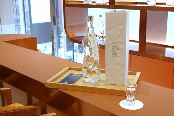 1本5,400円の「ReFa WATER」って？　ReFaブランド史上最大となる旗艦店「ReFa GINZA」に行ってきた