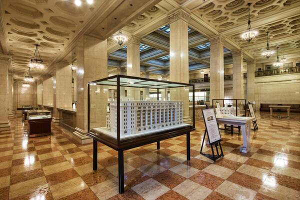 歴史建築の中で味わう特別な一杯。「明治安田 CAFE 丸の内」オープン【明治生命館リニューアルレポ】