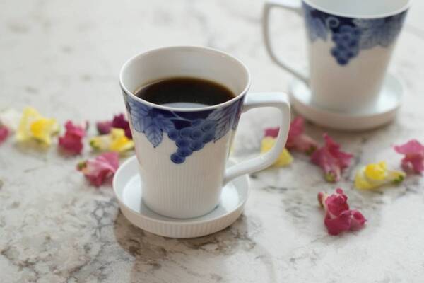 歴史建築の中で味わう特別な一杯。「明治安田 CAFE 丸の内」オープン【明治生命館リニューアルレポ】