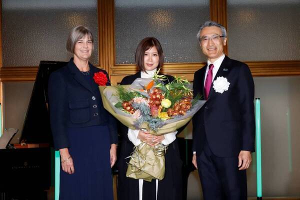 歴史建築の中で味わう特別な一杯。「明治安田 CAFE 丸の内」オープン【明治生命館リニューアルレポ】