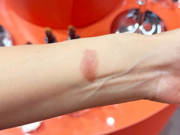 レアなツヤ感とスタイリッシュなカラーにときめく。セルヴォーク新リップラインを全色レビュー