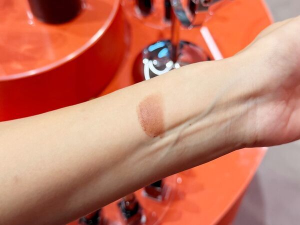 レアなツヤ感とスタイリッシュなカラーにときめく。セルヴォーク新リップラインを全色レビュー