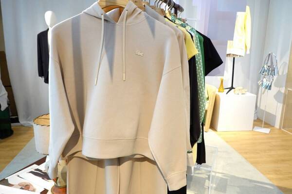 春夏の気分を先取り！　ラコステから大人女子が“使いたくなる”名品が続々と登場