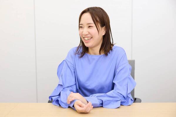 異業種への挑戦がキャリアをつなぐ。美容医療のSNS戦略を牽引する女性リーダーが語る「素直さ」と成長の法則