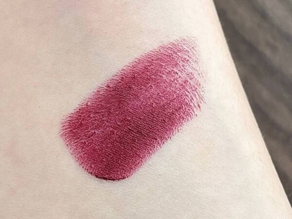 “洒落顔”はリップがカギ。MAC「シルキーマットリップ」のディーバならメンズライクにもレディにもいける