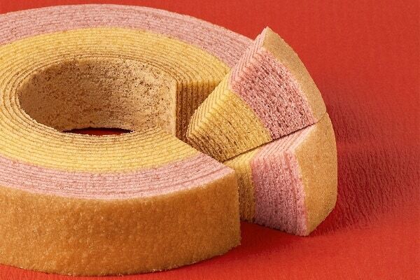 【ねんりん家】年末年始限定！　紅白カラーの「初春のストレートバーム」が登場