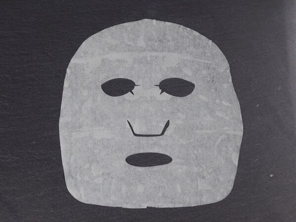 乾燥やくすみ、エイジングサインが気になる冬の肌悩みに。コスメオタクが選ぶ“冬のシートマスク”18選